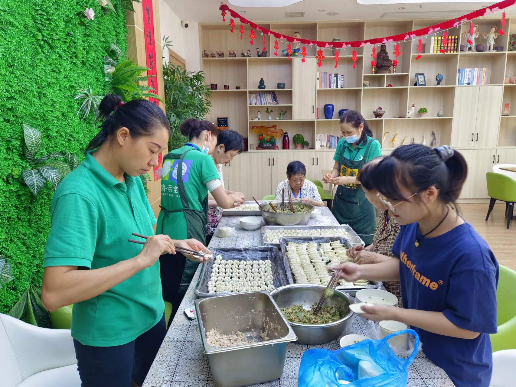 包餃子、慶團圓、齊上陣