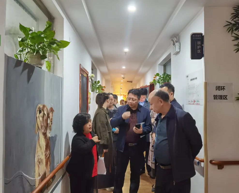 全省14個市州民政局分管領(lǐng)導(dǎo)、養(yǎng)老服務(wù)科科長、縣市區(qū)民政局分管副局長等100余人